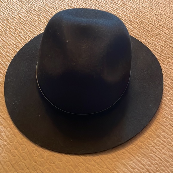 Ralph Lauren wool hat - Picture 2 of 4